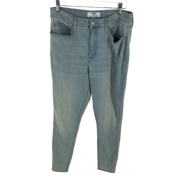 Levi's Women's Ultra High Rise Super Skinny Jeans 5 Pocket Stretch Size 33 - Picture 5 of 10